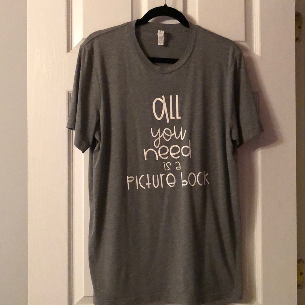 “All you need is a picture book” T-Shirt